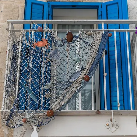 A Due Passi Dal Mare - Terra Cielo -